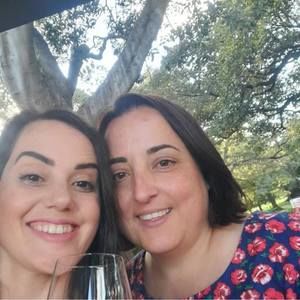 Meet your Posher, Simone